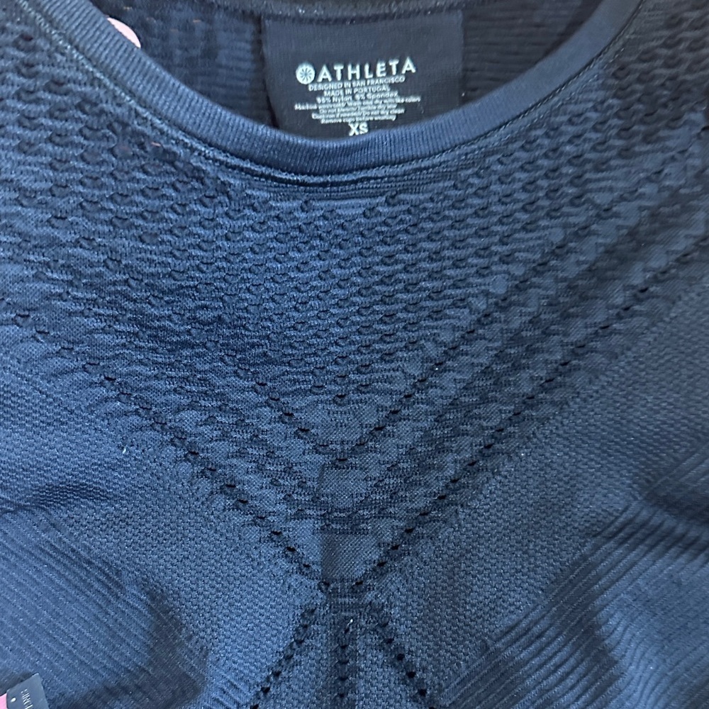 Athleta Midnight Blue Textured Crop Top - Picture 6 of 8